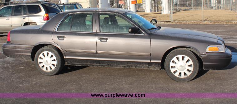 image for item H1428 2009 Ford Crown Victoria Police Interceptor