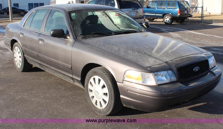 image for item H1428 2009 Ford Crown Victoria Police Interceptor