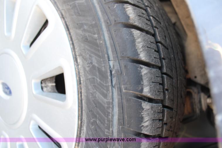 image for item H1429 2010 Ford Crown Victoria Police Interceptor