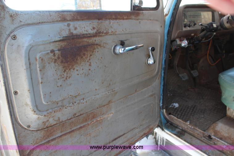 image for item H1454 1966 Chevrolet C60 dump truck