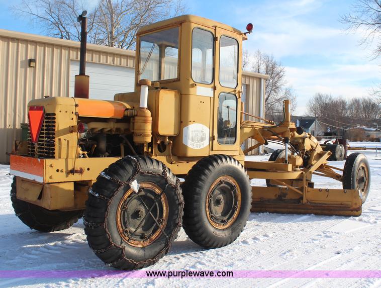 image for item H1457 Galion 503A motor grader