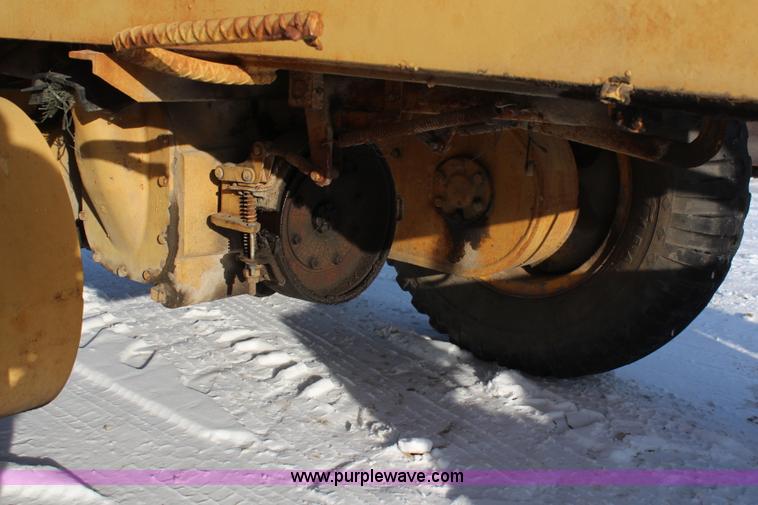 image for item H1457 Galion 503A motor grader