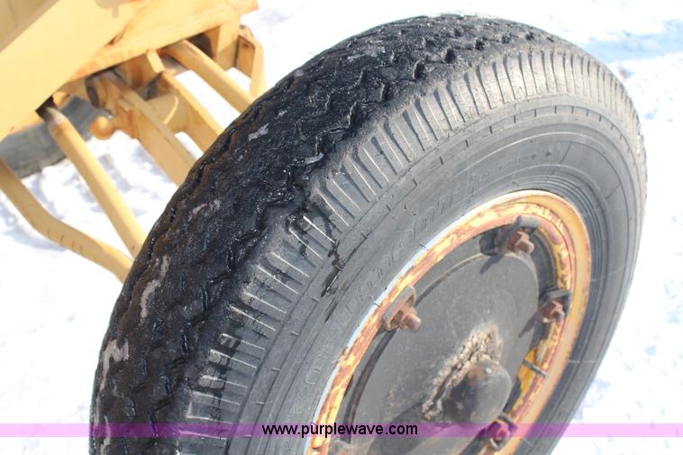 image for item H1457 Galion 503A motor grader