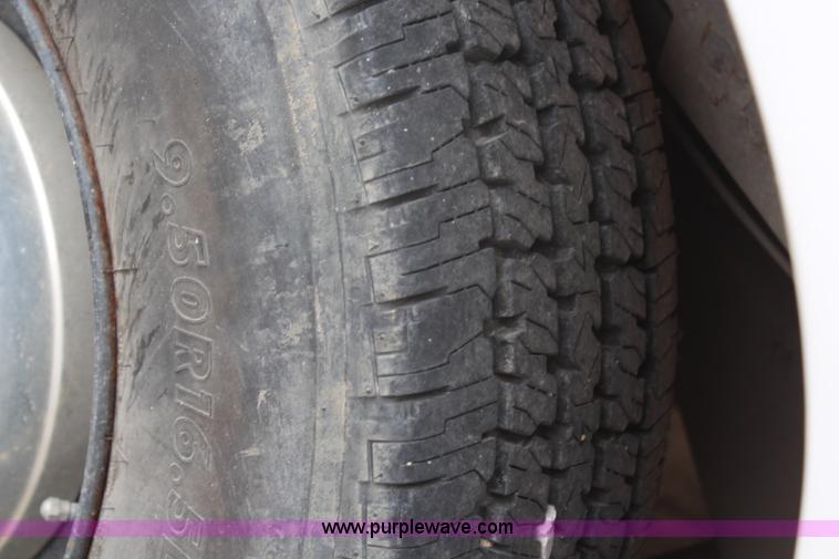 image for item H1496 1984 Ford Econoline E350 bus