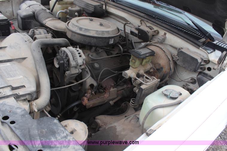 image for item H1500 1994 Chevrolet 1500 pickup truck