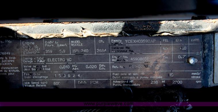 image for item H8289 2000 Freightliner FL60 ambulance