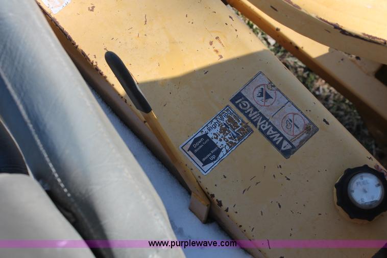 image for item H8290 Hustler 4600 lawn mower