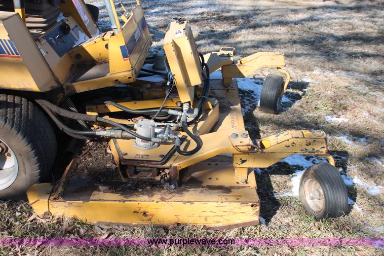 image for item H8290 Hustler 4600 lawn mower