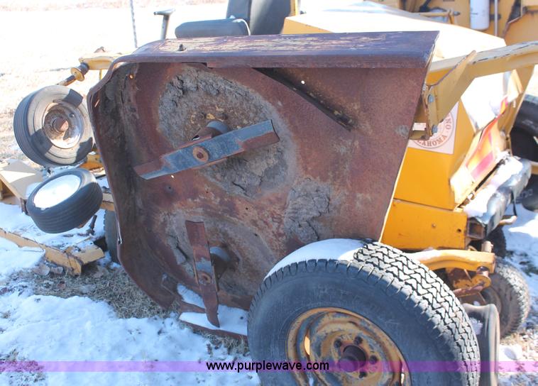 image for item H8290 Hustler 4600 lawn mower