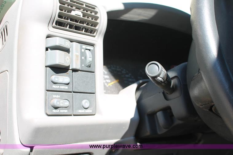 image for item H8292 1995 Chevrolet Blazer SUV