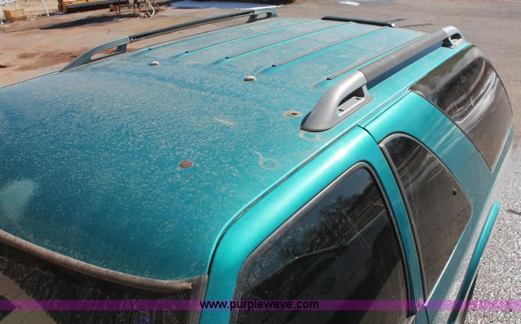 image for item H8292 1995 Chevrolet Blazer SUV