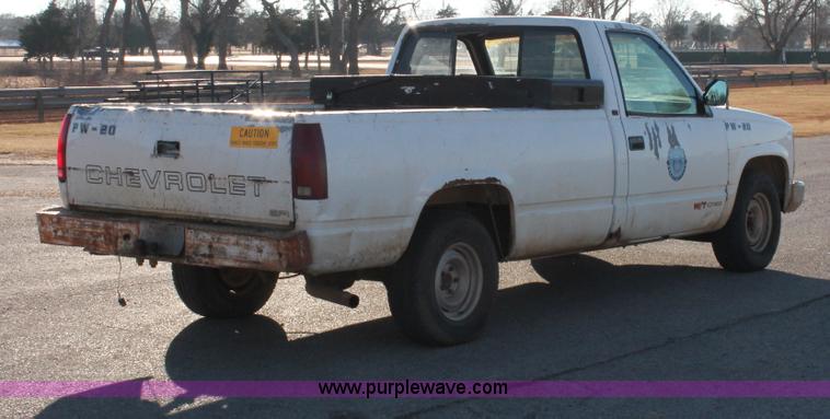 image for item H8294 1998 Chevrolet Cheyenne 1500 pickup truck