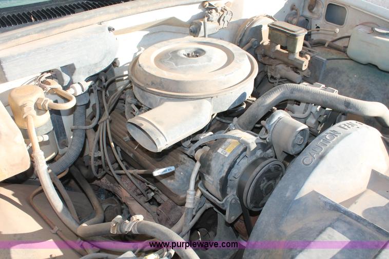 image for item H8294 1998 Chevrolet Cheyenne 1500 pickup truck