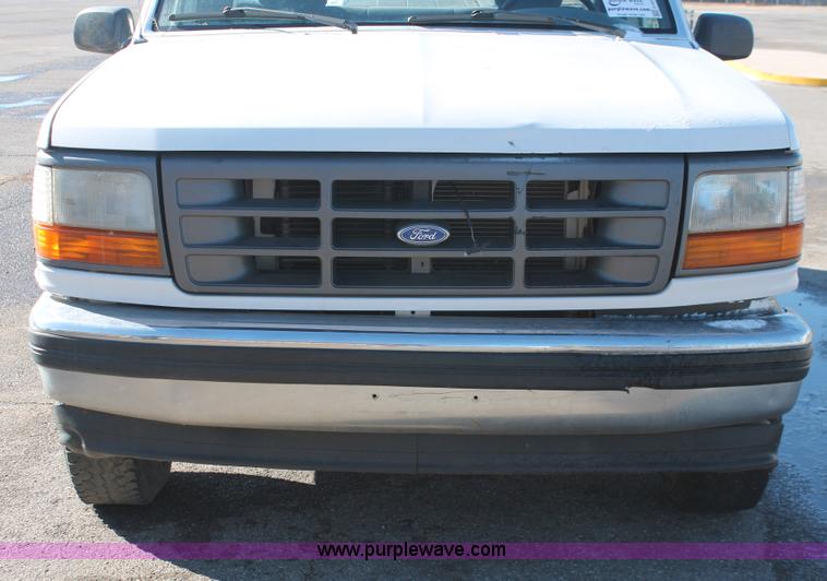 image for item H8295 1997 Ford F250 pickup truck