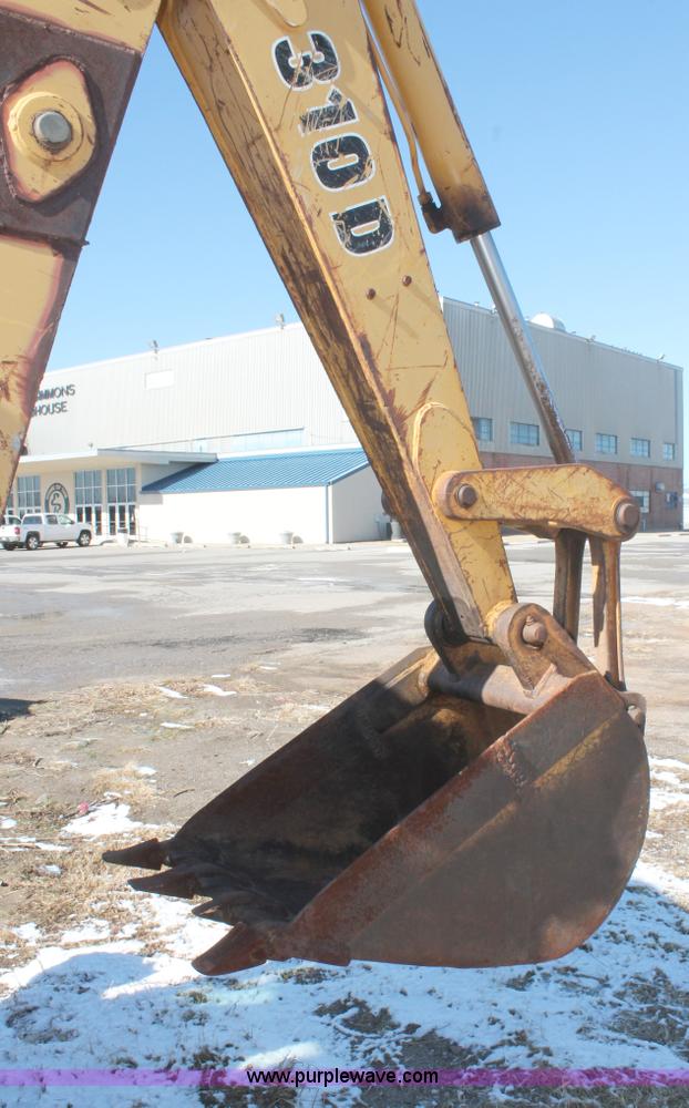 image for item H8297 1994 John Deere 310D backhoe