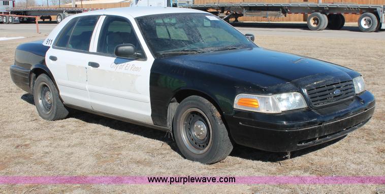 image for item H8299 2000 Ford Crown Victoria Police Interceptor