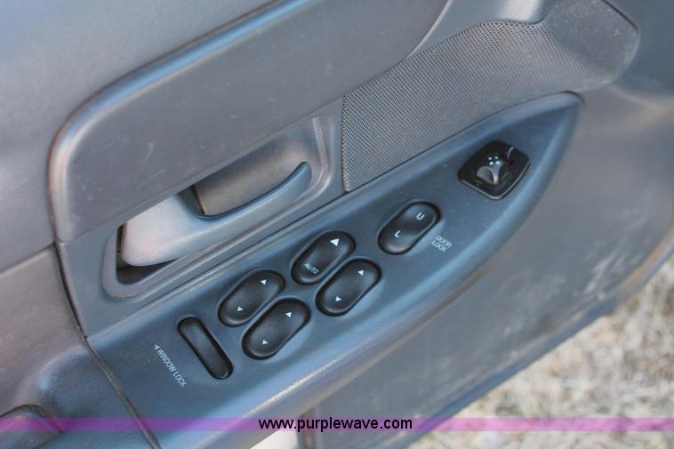 image for item H8299 2000 Ford Crown Victoria Police Interceptor