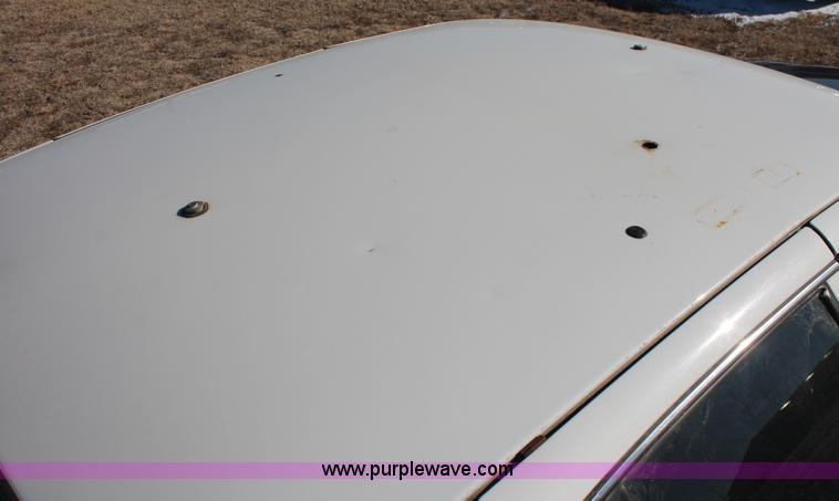 image for item H8299 2000 Ford Crown Victoria Police Interceptor