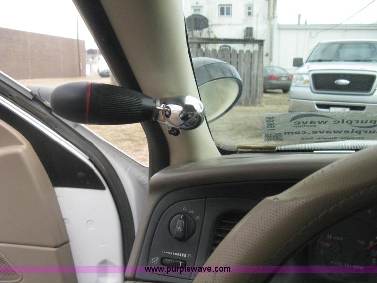 image for item I5606 2004 Ford Crown Victoria Police Interceptor