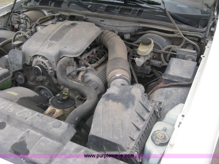 image for item I5606 2004 Ford Crown Victoria Police Interceptor