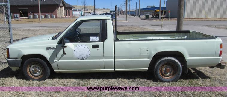 image for item I7142 1987 Dodge Ram 50 pickup truck