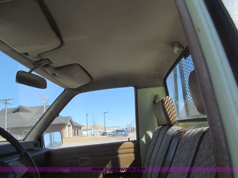 image for item I7142 1987 Dodge Ram 50 pickup truck