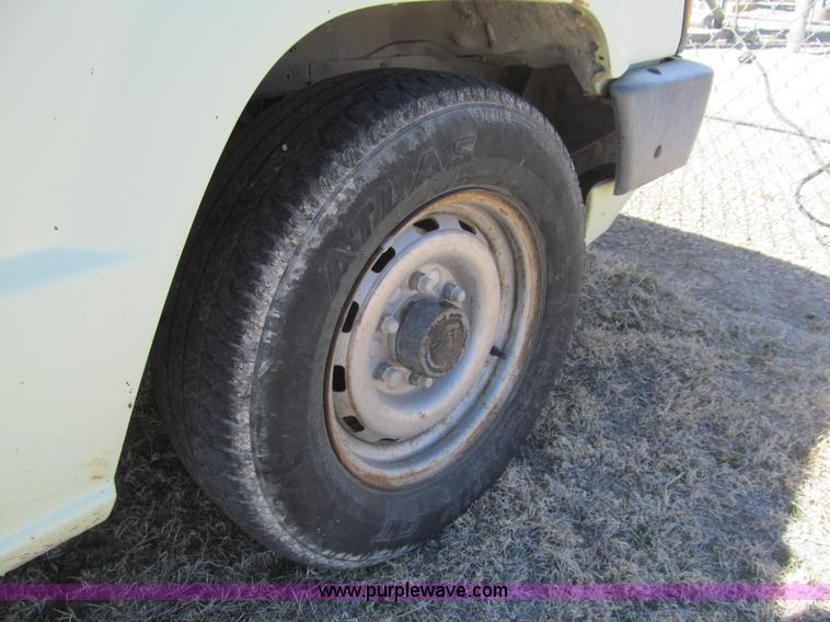 image for item I7142 1987 Dodge Ram 50 pickup truck