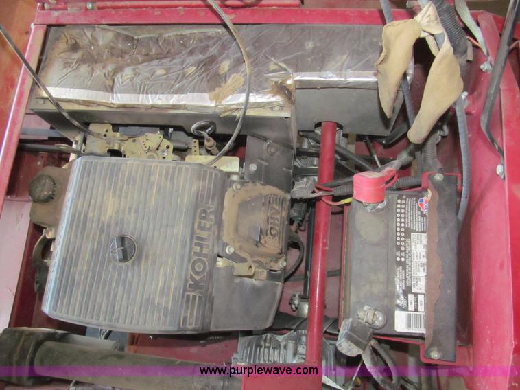 image for item I7143 2001 Zipper TS2293K zero turn lawn mower