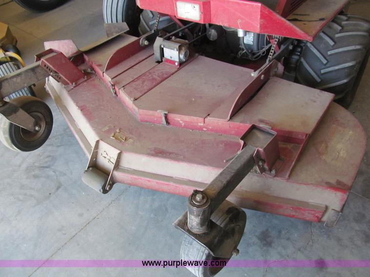 image for item I7143 2001 Zipper TS2293K zero turn lawn mower