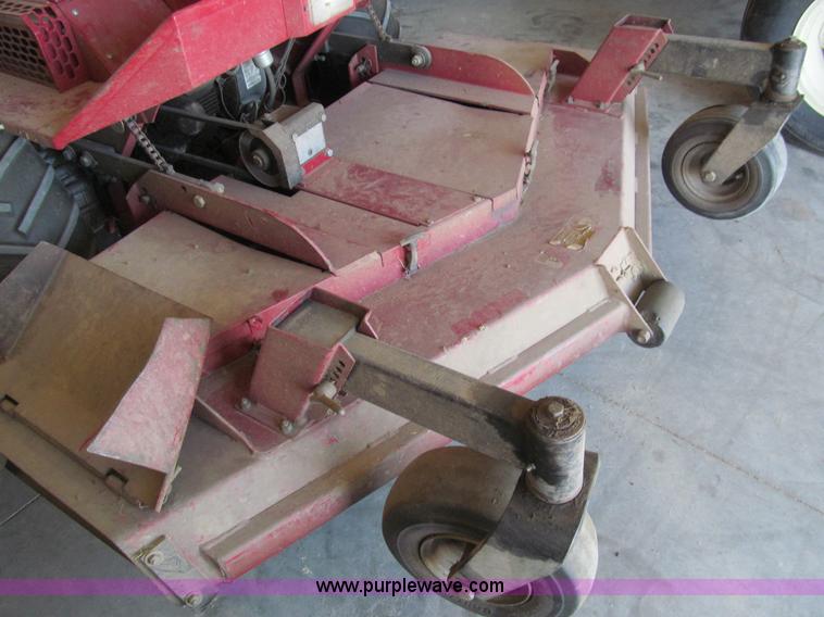 image for item I7143 2001 Zipper TS2293K zero turn lawn mower