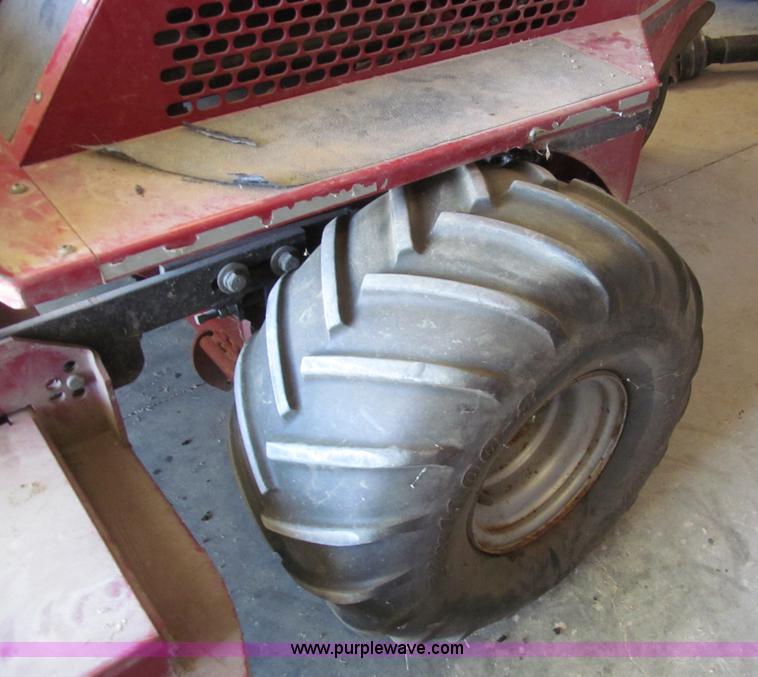 image for item I7143 2001 Zipper TS2293K zero turn lawn mower