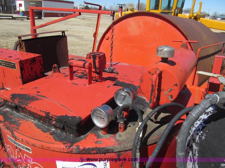 image for item I7144 1990 Crafco crack sealer