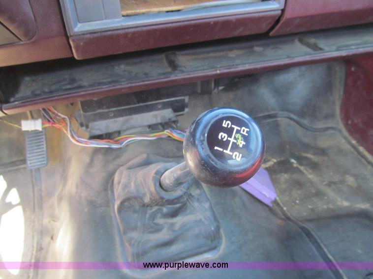 image for item I7145 1991 Chevrolet S10 pickup truck