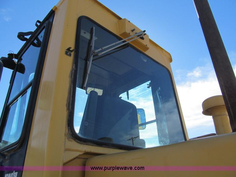 image for item I7157 1996 Komatsu WA120-1 wheel loader