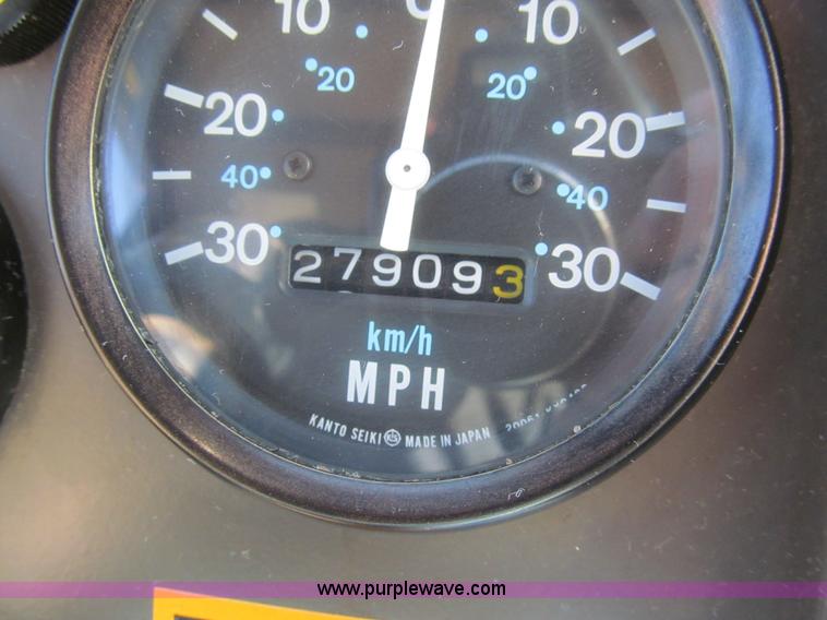 image for item I7157 1996 Komatsu WA120-1 wheel loader