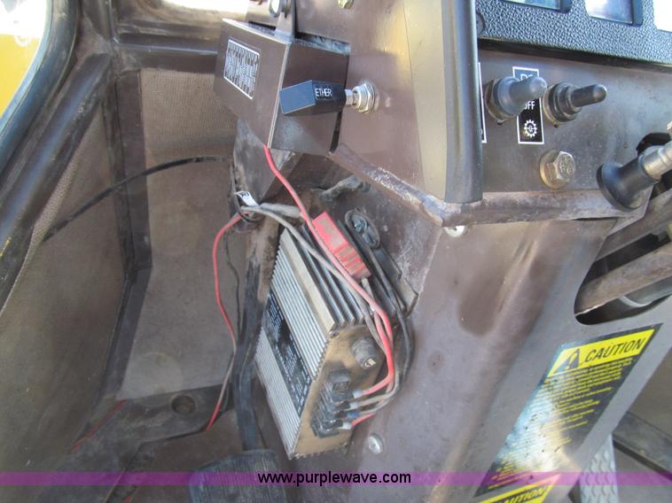 image for item I7157 1996 Komatsu WA120-1 wheel loader