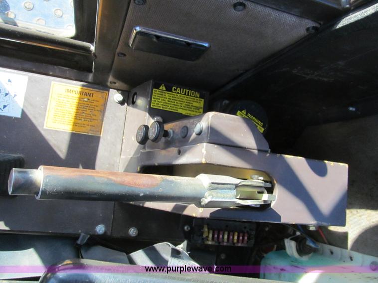 image for item I7157 1996 Komatsu WA120-1 wheel loader