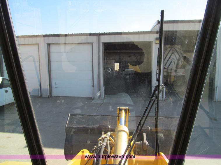 image for item I7157 1996 Komatsu WA120-1 wheel loader