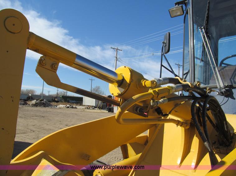 image for item I7157 1996 Komatsu WA120-1 wheel loader