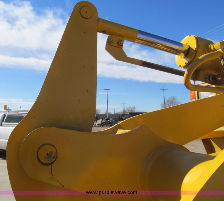image for item I7157 1996 Komatsu WA120-1 wheel loader