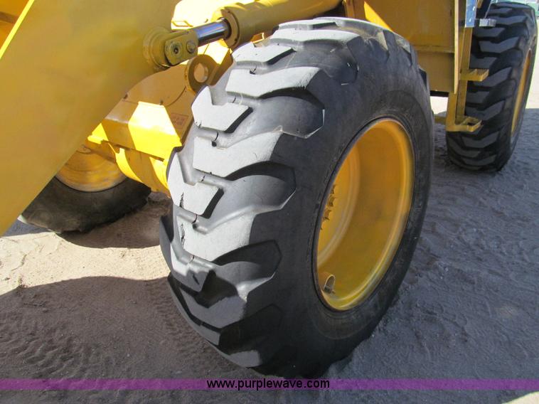 image for item I7157 1996 Komatsu WA120-1 wheel loader
