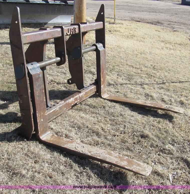 image for item I7157 1996 Komatsu WA120-1 wheel loader