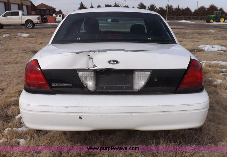 image for item I9078 2008 Ford Crown Victoria Police Interceptor