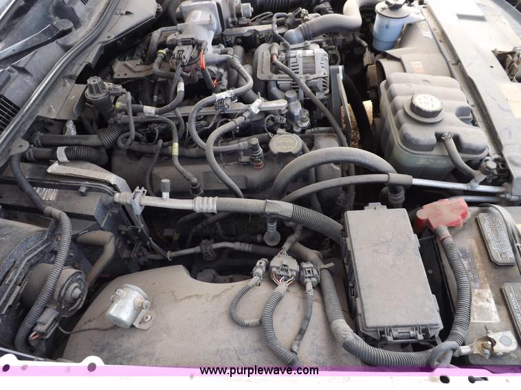 image for item I9078 2008 Ford Crown Victoria Police Interceptor