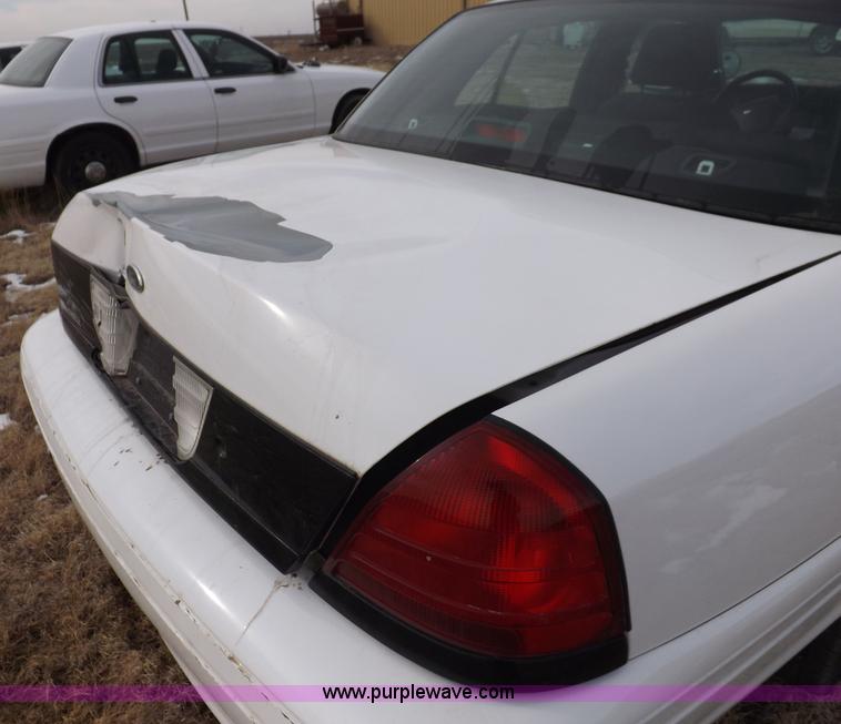 image for item I9078 2008 Ford Crown Victoria Police Interceptor