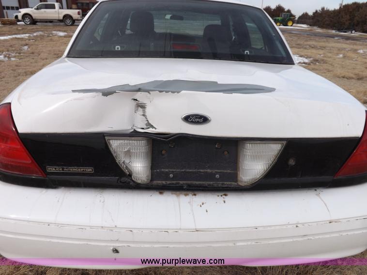 image for item I9078 2008 Ford Crown Victoria Police Interceptor