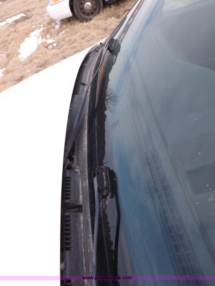 image for item I9079 2008 Ford Crown Victoria Police Interceptor