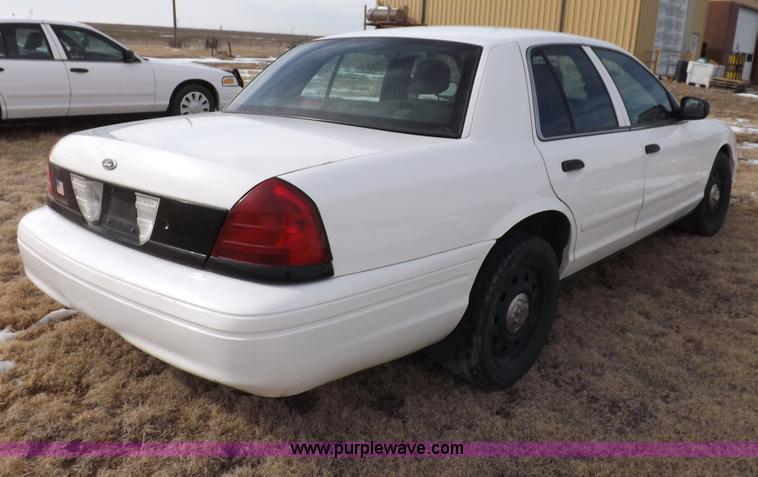 image for item I9080 2008 Ford Crown Victoria Police Interceptor