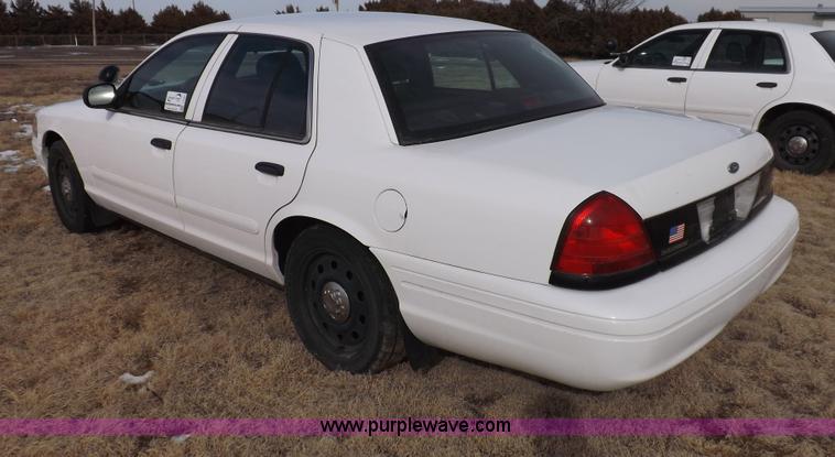 image for item I9080 2008 Ford Crown Victoria Police Interceptor