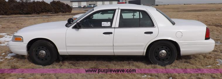 image for item I9080 2008 Ford Crown Victoria Police Interceptor